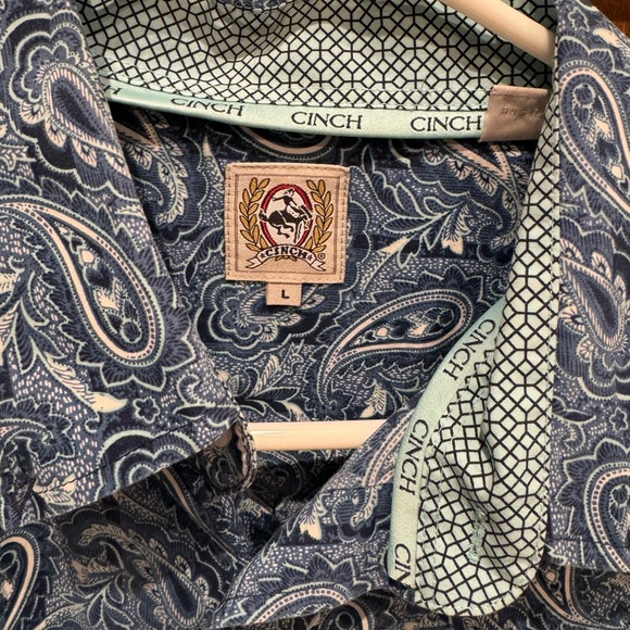 Cinch- long sleeve button up - Picture 2 of 3